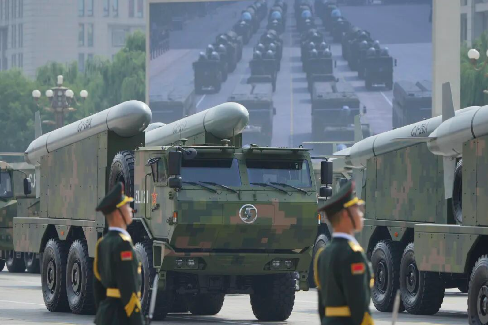 铭记历史、缅怀先烈、珍爱和平、开创未来